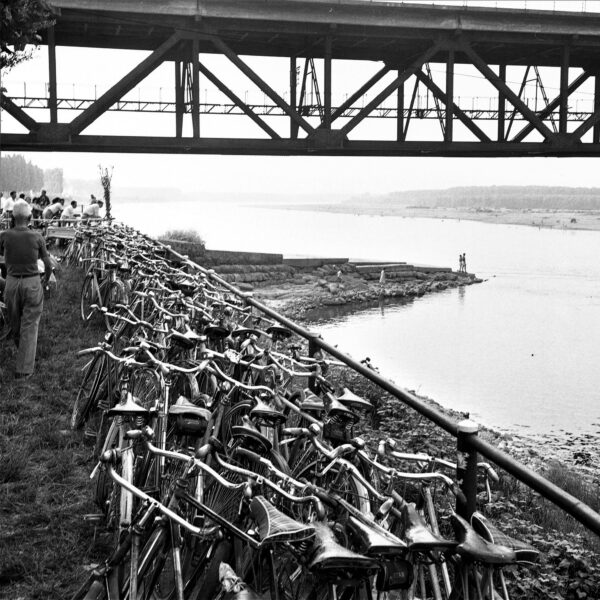 1964-067-002__