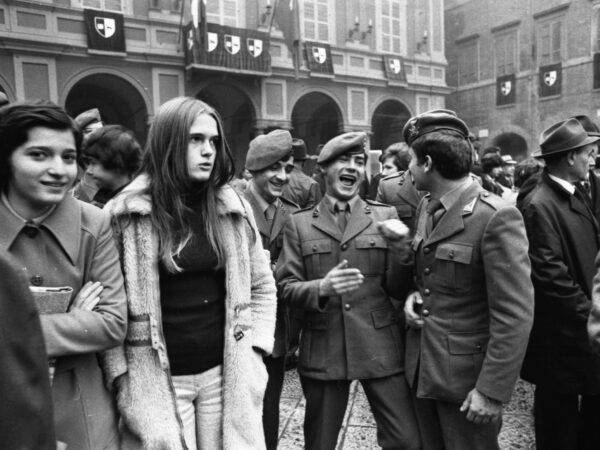 1973-271-032__