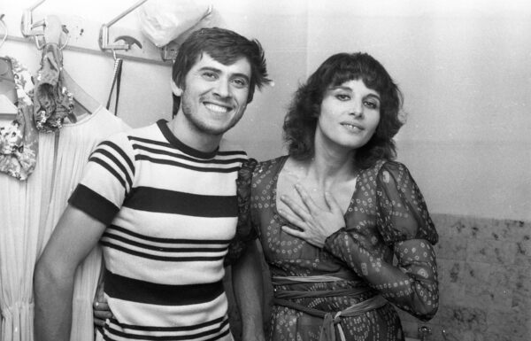 1974-018-043