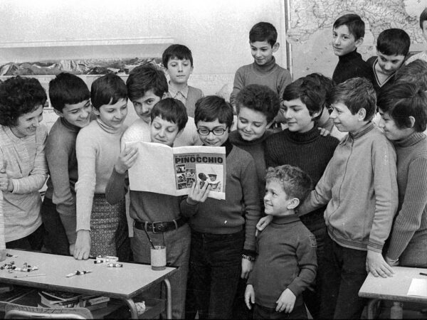 1977-384-002__